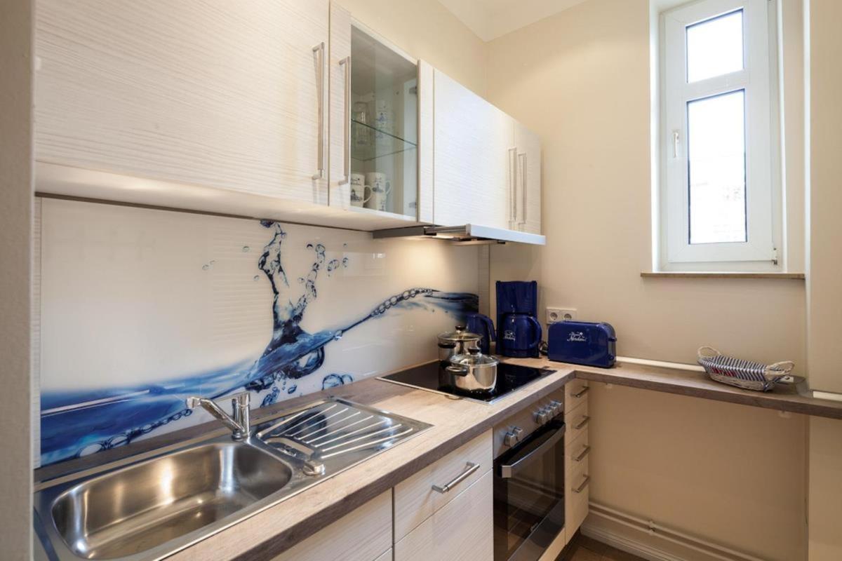 Appartement & Ferienwohnungen Thiess Росток Экстерьер фото