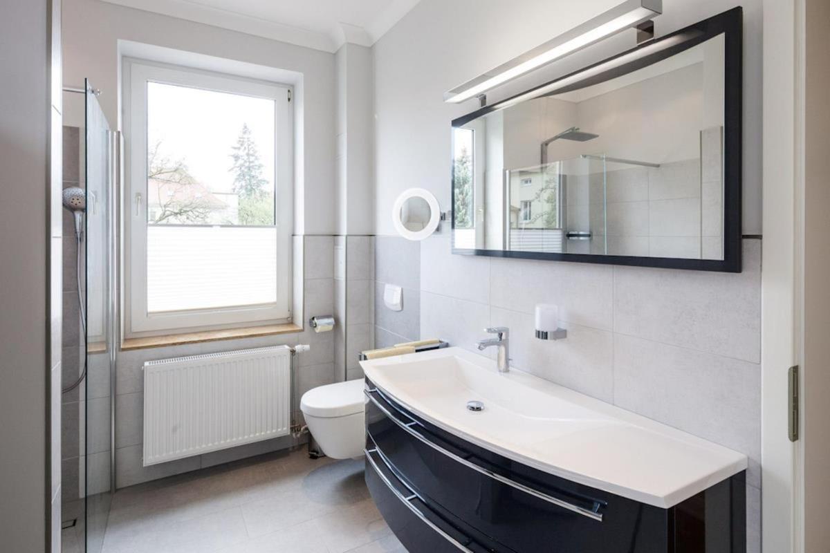 Appartement & Ferienwohnungen Thiess Росток Экстерьер фото