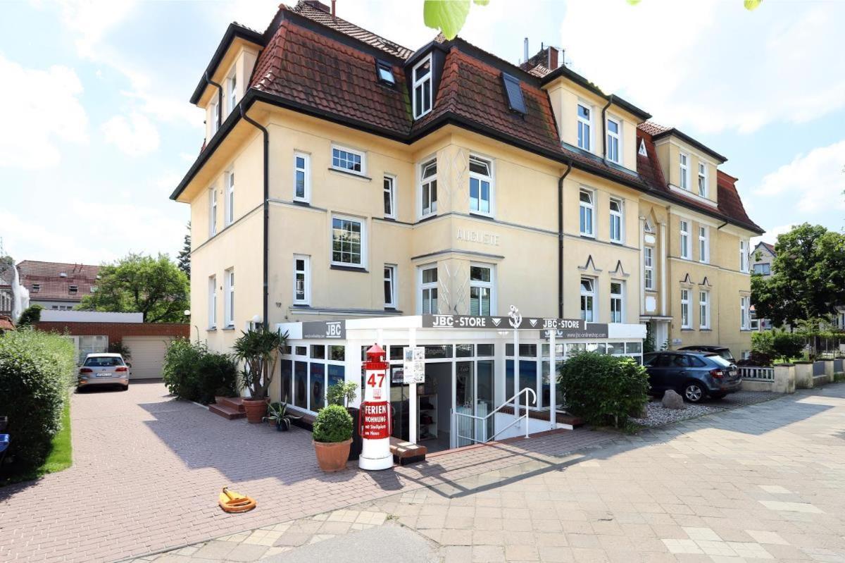 Appartement & Ferienwohnungen Thiess Росток Экстерьер фото