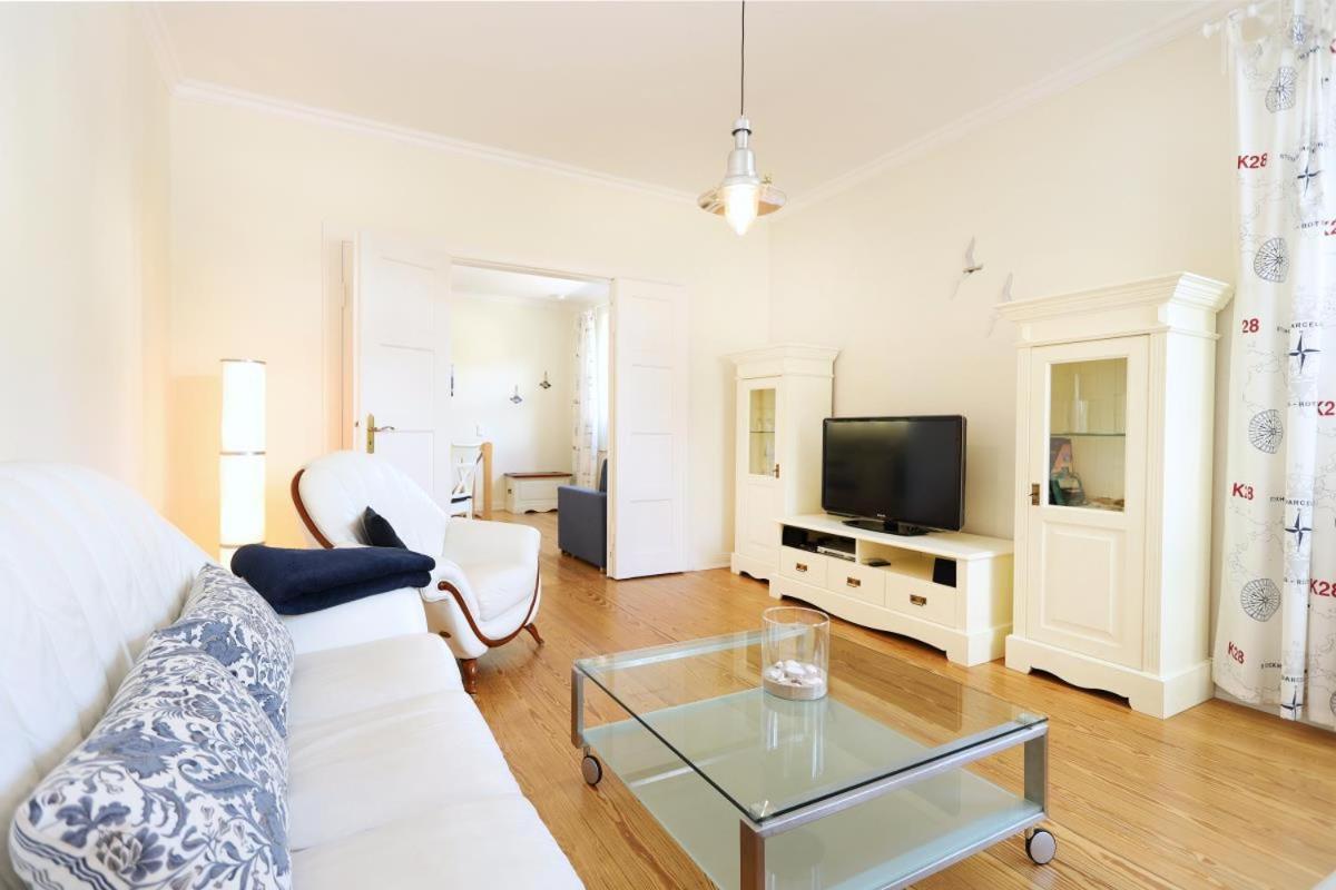 Appartement & Ferienwohnungen Thiess Росток Экстерьер фото