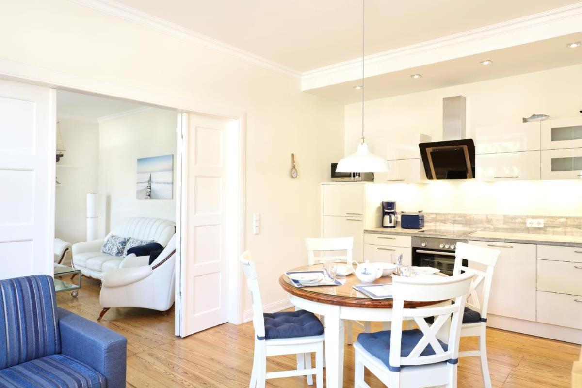 Appartement & Ferienwohnungen Thiess Росток Экстерьер фото