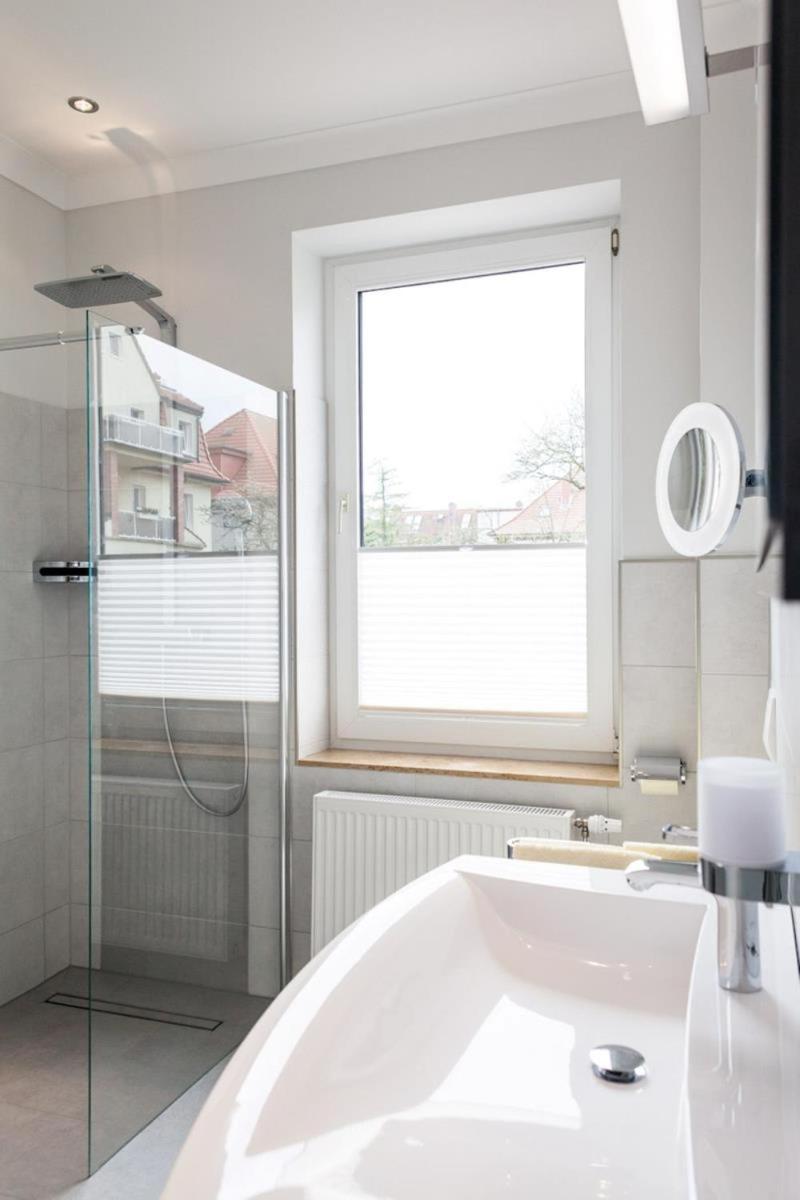 Appartement & Ferienwohnungen Thiess Росток Экстерьер фото
